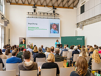 Begrüßung durch die Bereichsleiterin Annette Lutz  