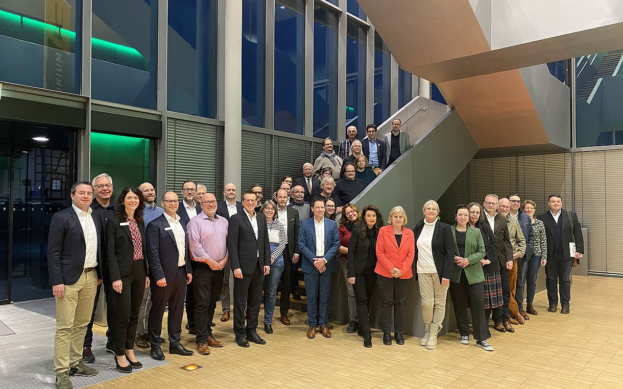 Gruppenbild Bezirksrat AOK Neckar-Fils