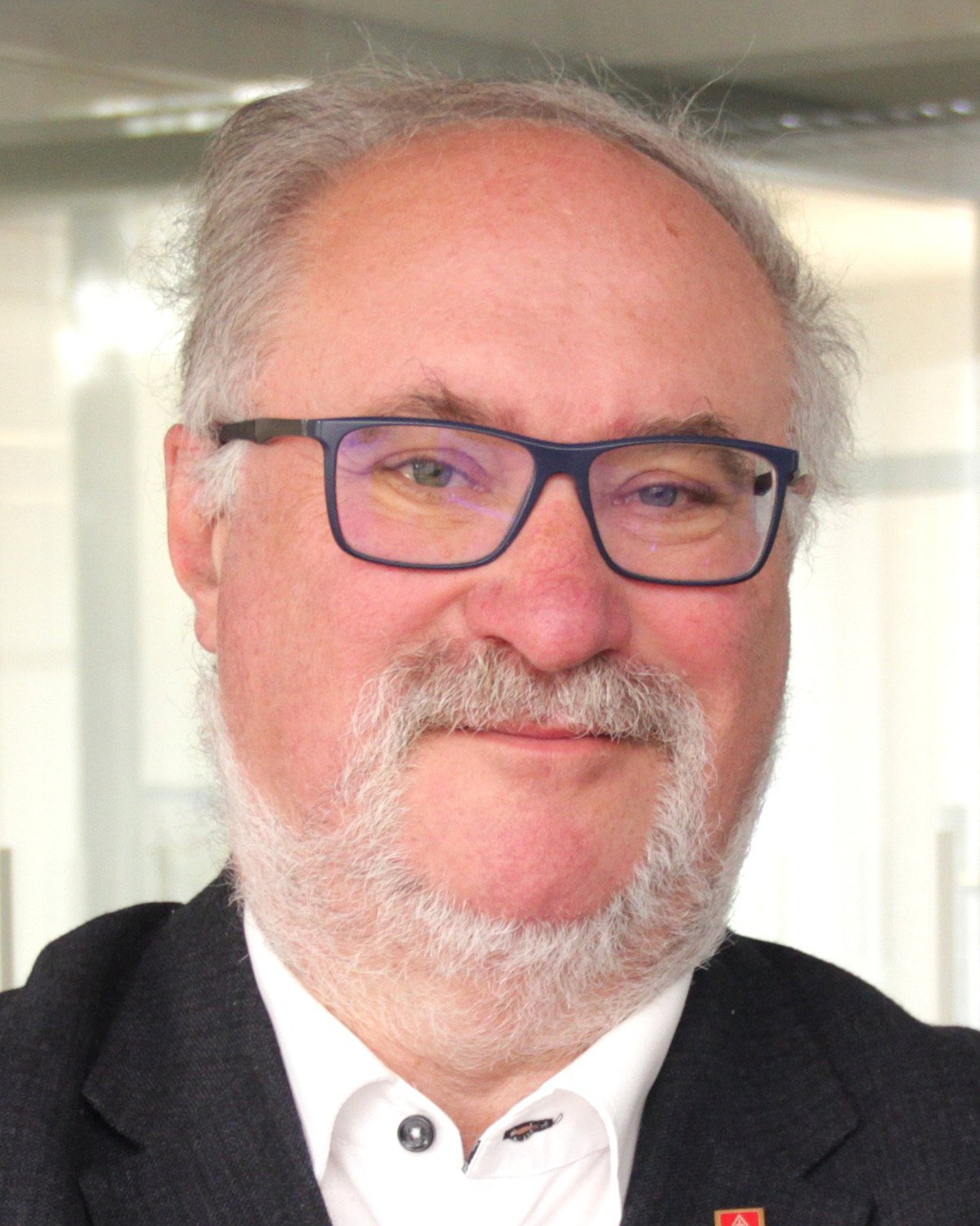 Porträt von Lutz Schäffer, alternierender AOK-Verwaltungsratsvorsitzender und Versichertenvertreter bei der AOK NordWest